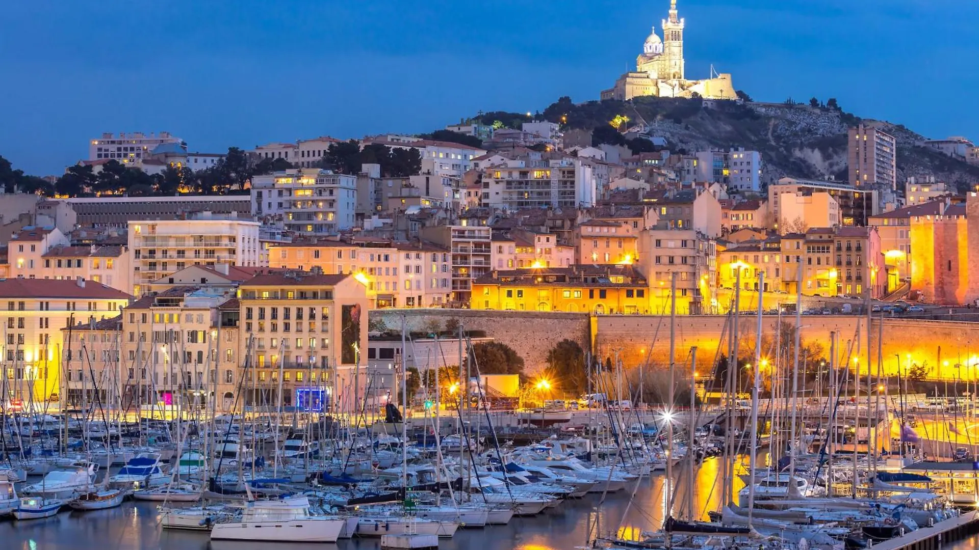 Chez Marie Et Romain- Appartement De Charme Au Coeur De La Joliette Proche Panier Centre Ville Marseille 0*,  Franciaország