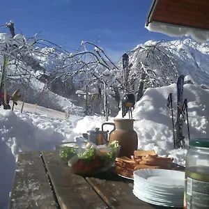 https://chalet-savoiage.hotels-rhonealpes.com