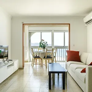 https://karina-d-luxe.catalonia-hotels.com